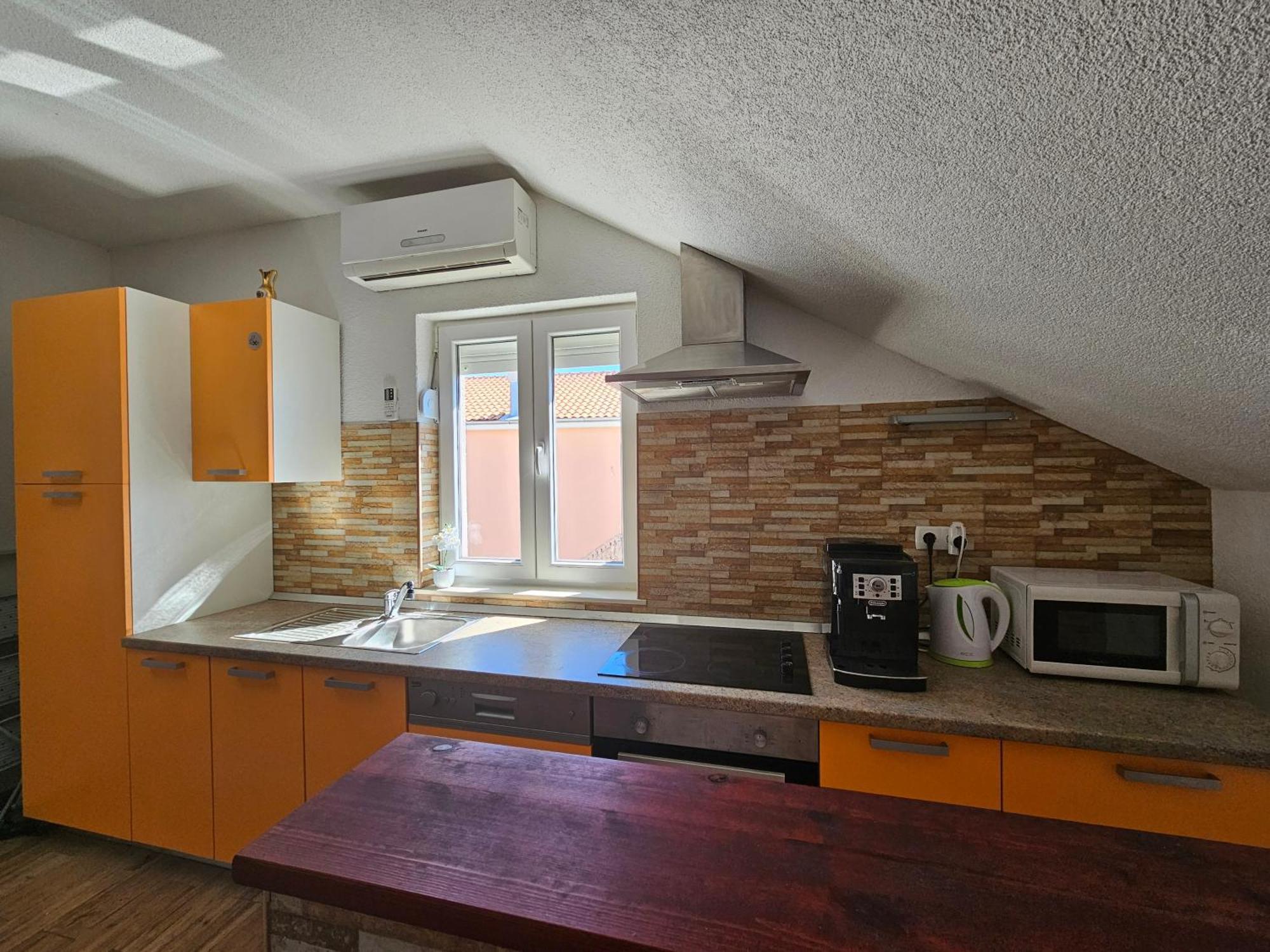 קריקווניצה Apartments Lujic מראה חיצוני תמונה