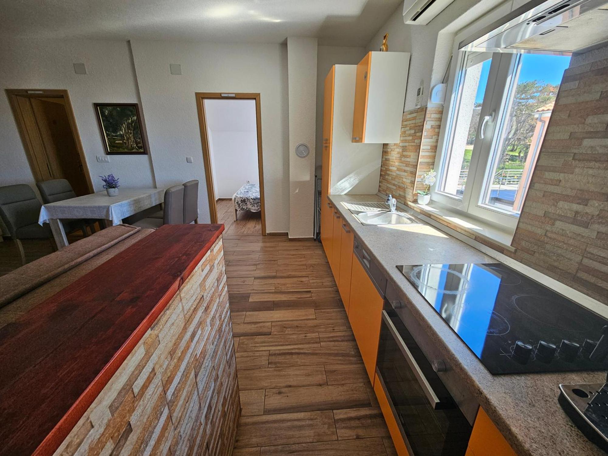 קריקווניצה Apartments Lujic מראה חיצוני תמונה