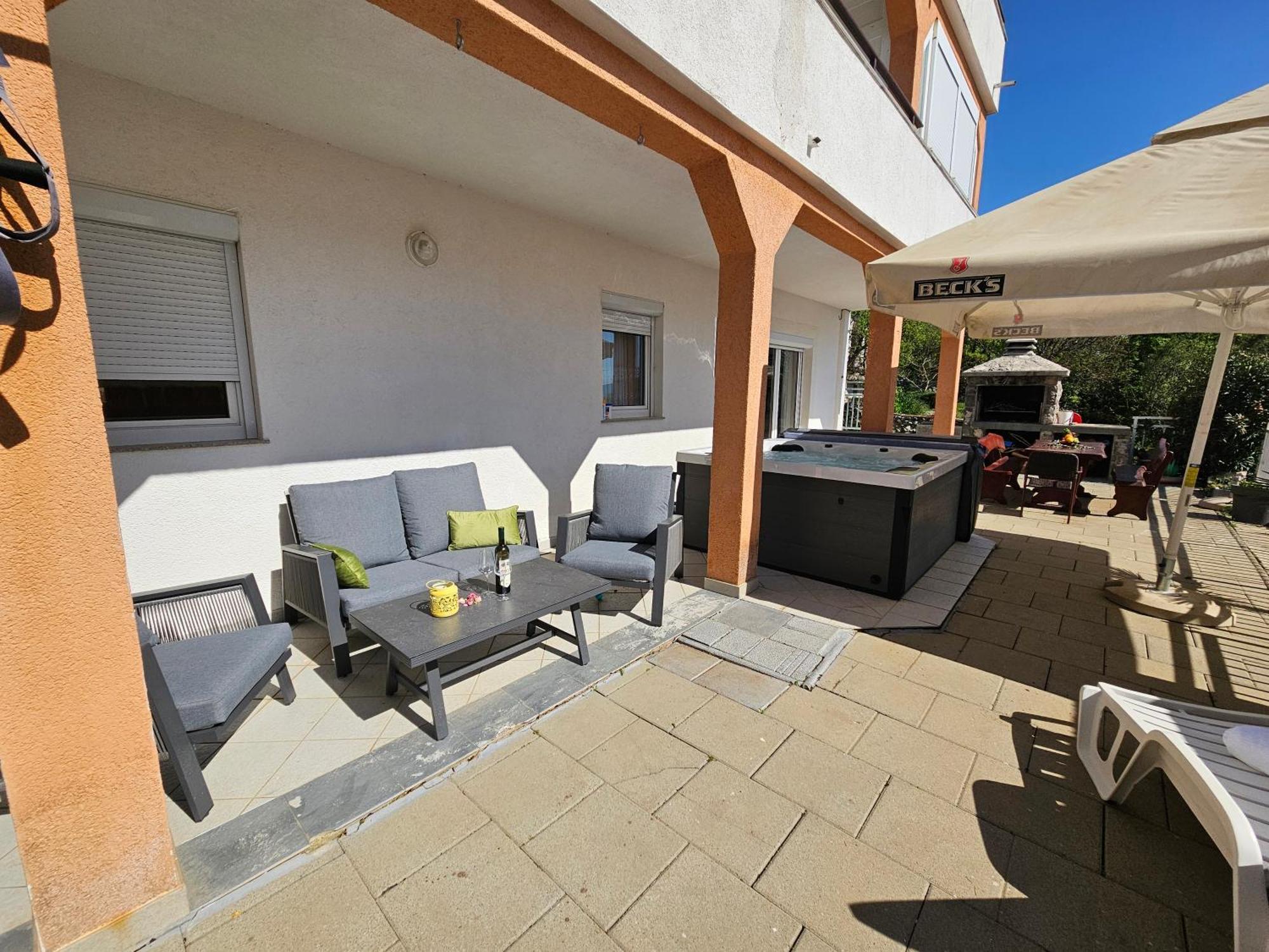 קריקווניצה Apartments Lujic מראה חיצוני תמונה