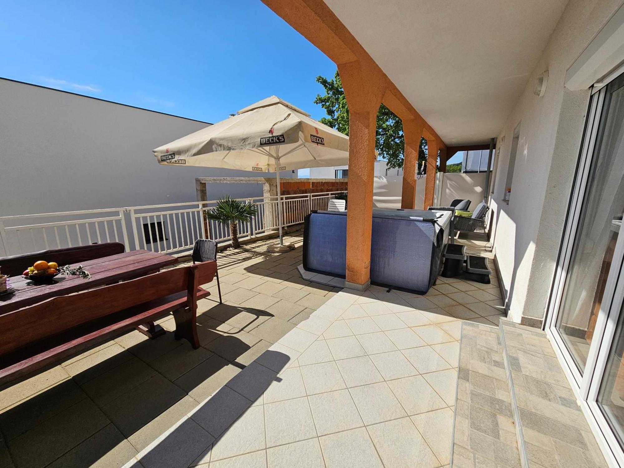 קריקווניצה Apartments Lujic מראה חיצוני תמונה