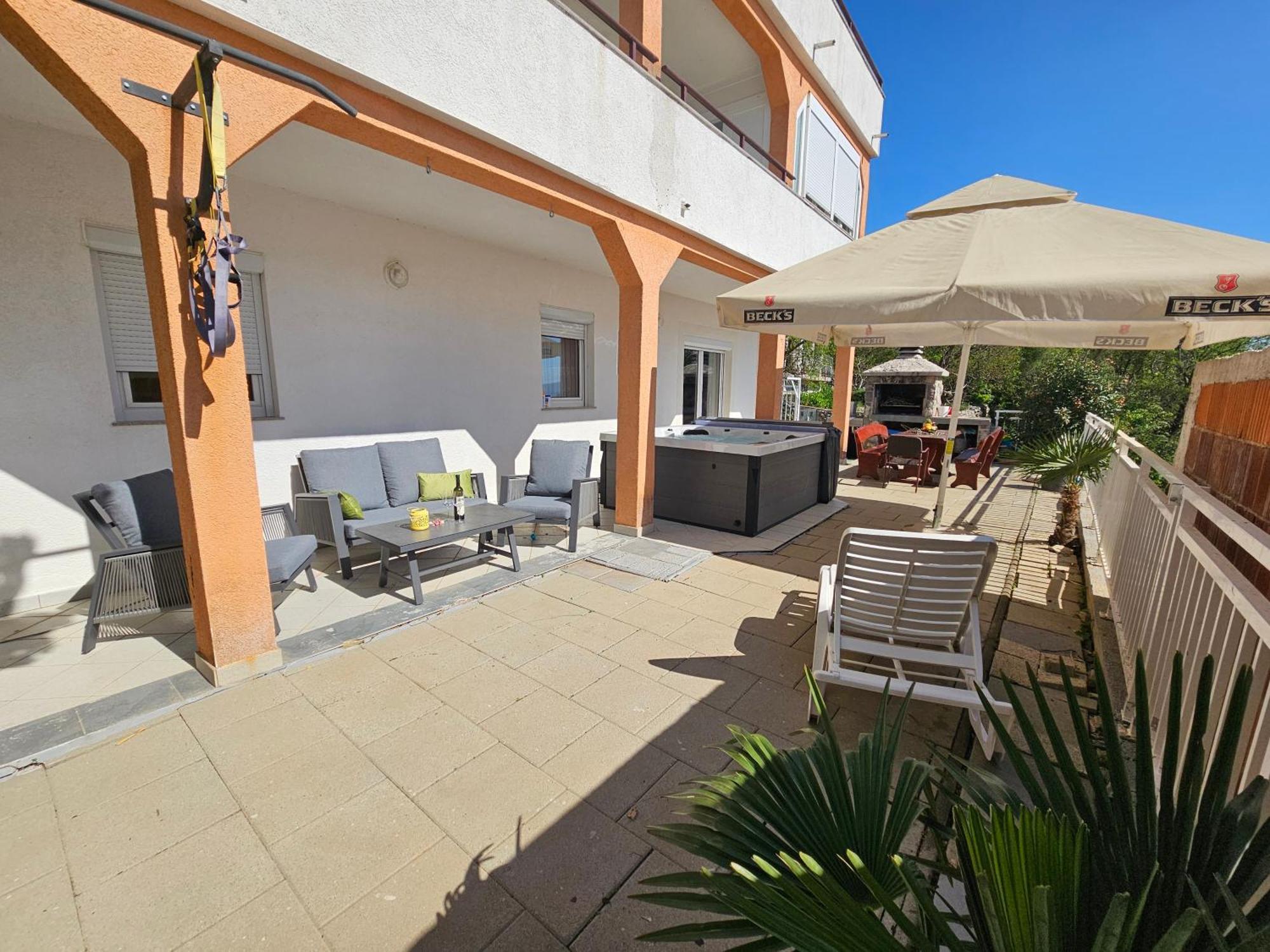 קריקווניצה Apartments Lujic מראה חיצוני תמונה